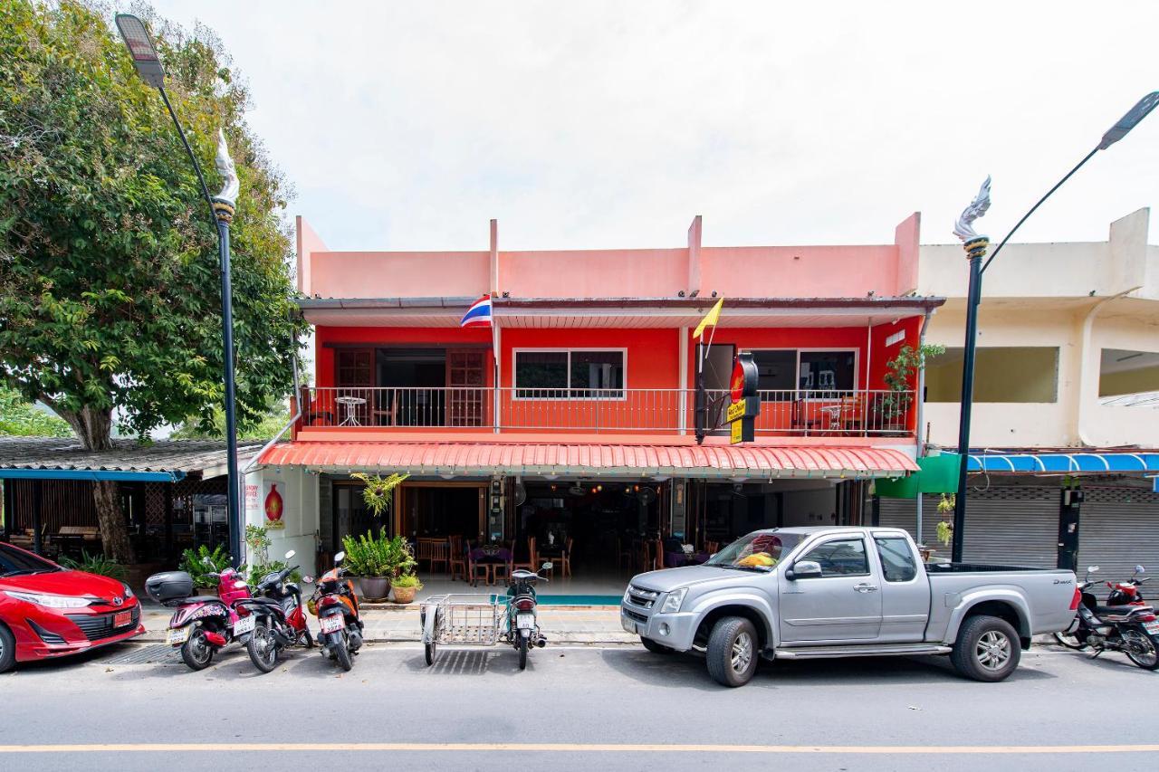 Hotel Oyo 328 Onion House Kata Beach  Esterno foto